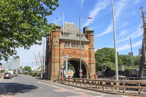 The Hidden Secrets of the Blackwall Tunnel — London x London