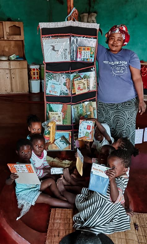Hanging Libraries To 130 Ecd Centres Biblionef South Africa