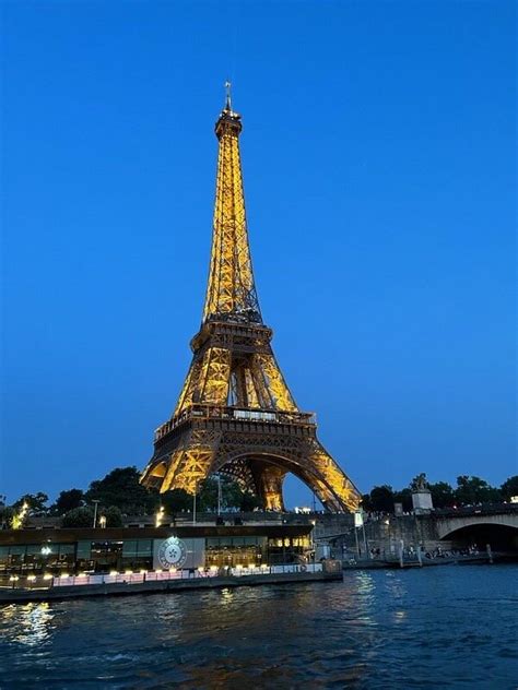 Tripadvisor Bateaux Parisiens 巴黎塞纳河晚餐巡游（3 道式晚餐） 法国