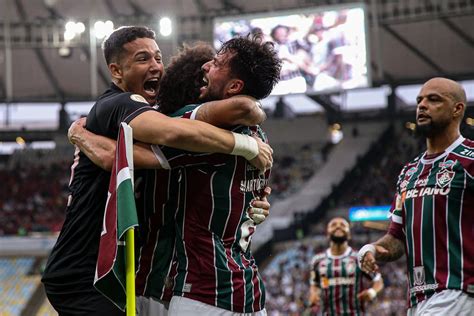 Trio Do Fluminense Entra Na Sele O Da Rodada Do Pr Mio Bola De Prata