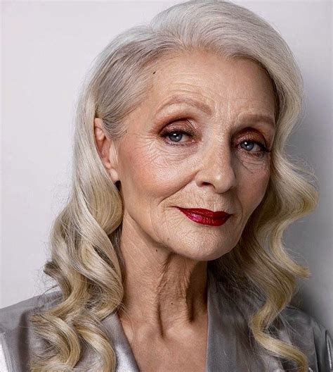 Mature And Classy Women On Tumblr