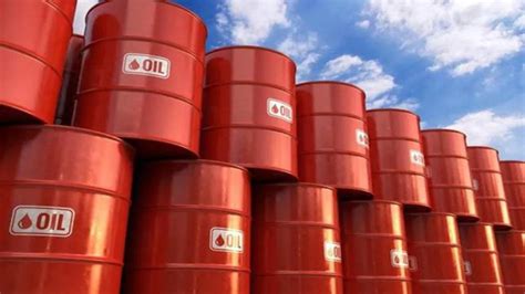 Oil Futures Fall By 3 Per Barrel Brent Crude Reaches 11353bbl