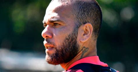 Daniel Alves Fala Pela Vez Ap S Deixar A Pris O Partida Que Tenho