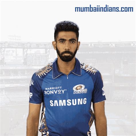 Jasprit Bumrah Mi GIF - JaspritBumrah Mi Ipl - Discover & Share GIFs