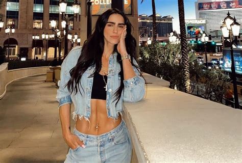 Bárbara De Regil Es Criticada En Redes Sociales Por Comentario Racista Chic Magazine