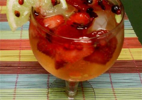 Gintonic Con Frutos Rojos Receta De Mayte Fuentes Garcia Cookpad