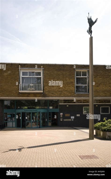 Enfield Civic Centre And Municipal Buildings Stock Photo Alamy