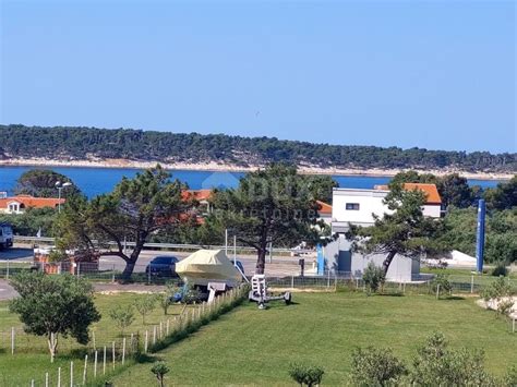 Otok Rab Banjol Zemlji Te Metara Od Mora Za Izgradnju Ku E