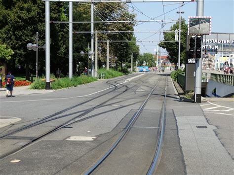 Rnv Wendeanlage Bismarckplatz Am In Heidelberg Bahnbilder De