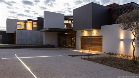 House BOZ Nico Van Der Meulen Architects Home Design