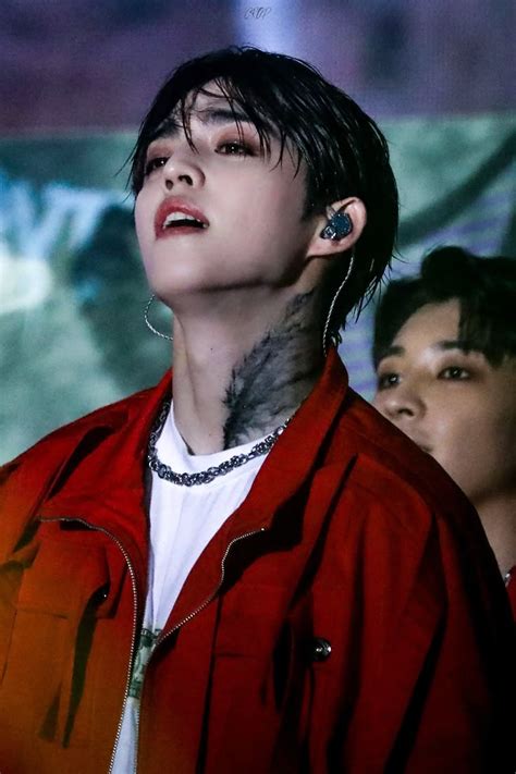 Pin By Wikarasuno On Svt S Coups Hot Seventeen Going Seventeen Seventeen Album