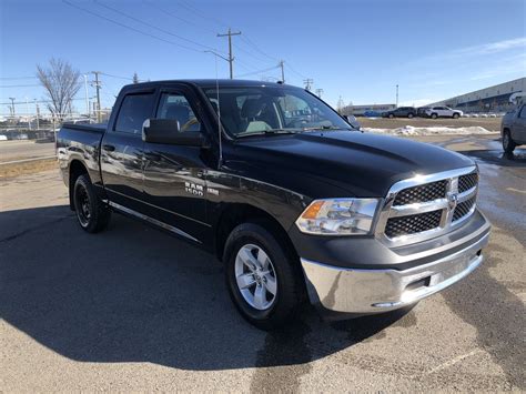 Pre Owned 2018 Ram 1500 St 4x4 Crew Cab 5 7 Box Ltd Avail Truck In Calgary 5562 5 House Of