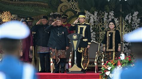 Pertama Kali Presiden Jokowi Pimpin Upacara Peringatan Detik Detik