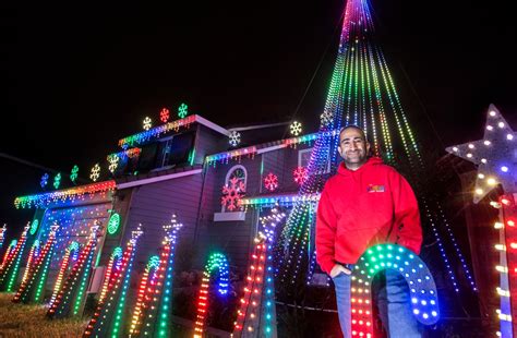 Magical Christmas Light Shows Delight Thousands In Tracy