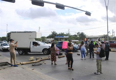 Canc N Habitantes De Colonias Irregulares Protestan De Nuevo Contra Cfe