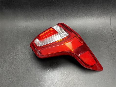 Rear Right Outer Tail Light Lamp Ford Explorer Fb Z A