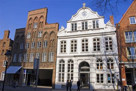 Bilderstrecke Zu Neubauten Neben Goethehaus Und Buddenbrookhaus Bild