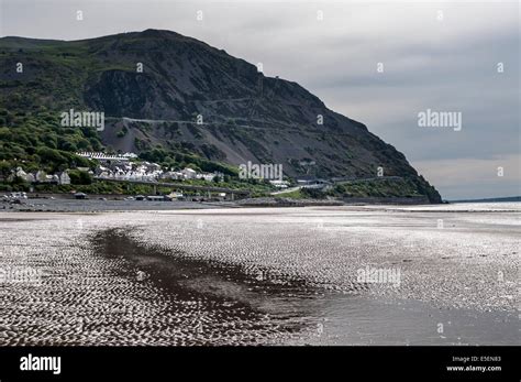 Penmaenmawr beach North Wales Stock Photo - Alamy