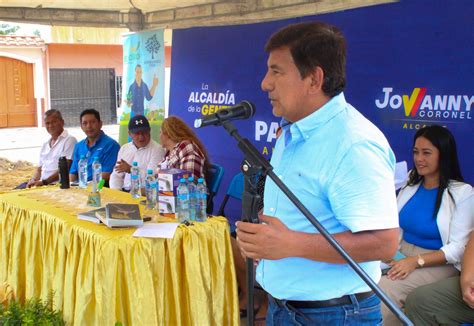 ENTREGA DE 2 000 PLANTAS ORNAMENTALES PARA LAS PALMERAS POR PARTE DEL