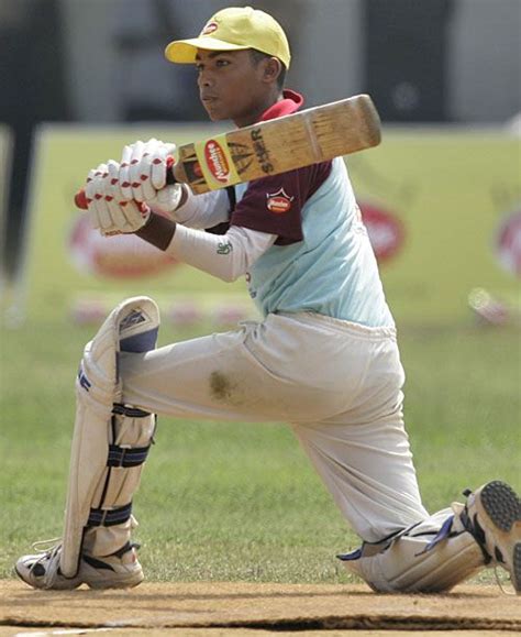 Akshu Fernando sweeps | ESPNcricinfo.com