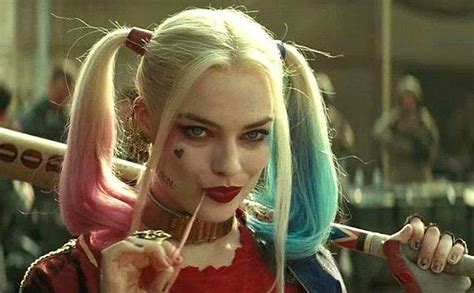 Harley Quinn Karakteri Ile B T Nle En Margot Robbie Den Film S Recine