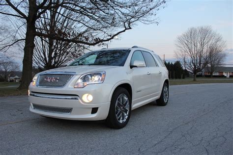 ACADIA GMC Acadia Custom SUV Tuning