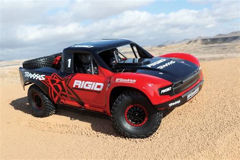 Traxxas Unlimited Desert Racer 4WD RTR Brushless Rigid TRA85076 4 RGD