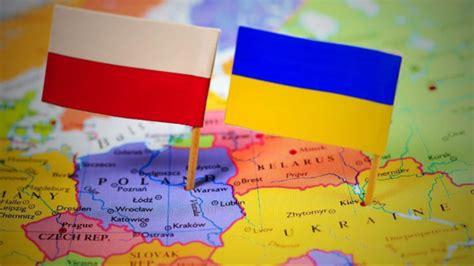 Польща дозволила Україні бити по рф переданим озброєнням
