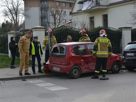 Wypadek na Jagiellońskiej ePiotrkow pl Piotrków Trybunalski