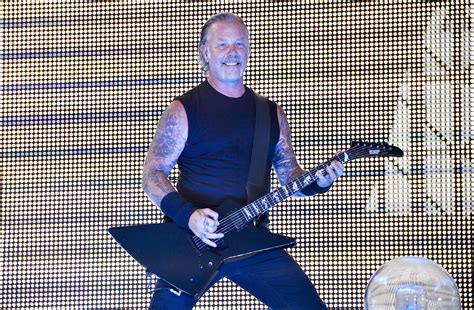 Metallica hits the stage for the first show of 2020 – at the Drive-In ...