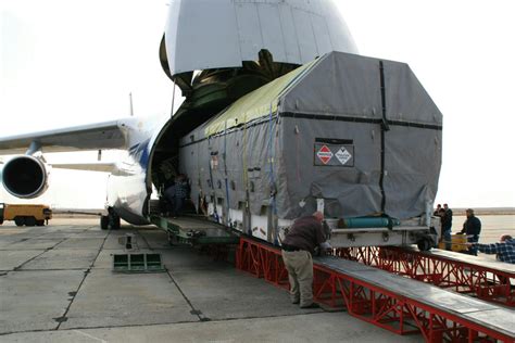 Tendencias emergentes en el transporte terrestre y aéreo para Freight