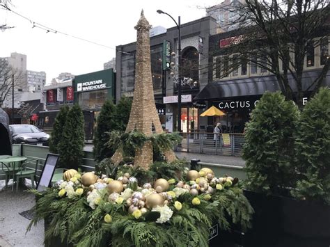 Wander Through A Festive Floral Wonderland In Downtown Vancouver