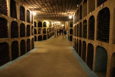 milestii mici moldova officially  largest wine cellar   world