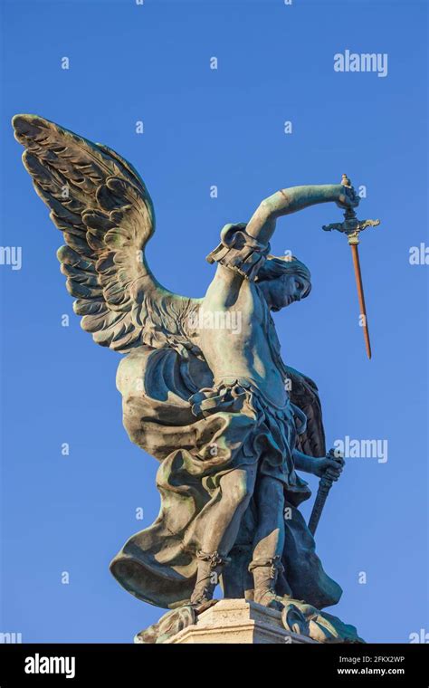 Angel Statue Sword Hi Res Stock Photography And Images Alamy