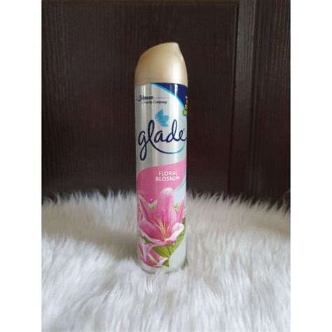 Glade Silver Aerosol Air Freshener 300ml Random Scent Ang Ibibigay