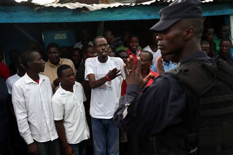 Clashes Erupt As Liberia Sets An Ebola Quarantine The New York Times