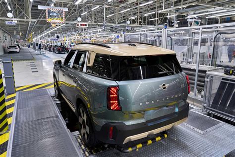 Mini Countryman Produktion Im Bmw Group Werk Leipzig