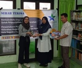 Kelurahan Muja Muju Bantuan Buku Bagi Perpustakaan Kelurahan Muja Muju