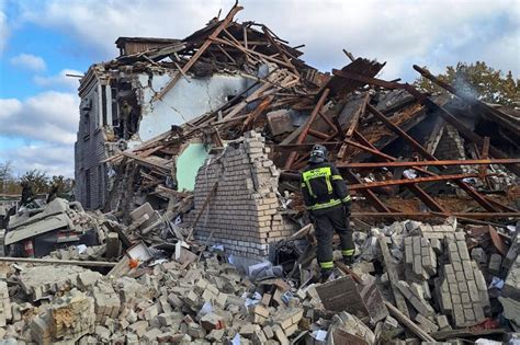 Ukraine News Mehrere Explosionen Auf Der Krim Angriff Auf Ldepot