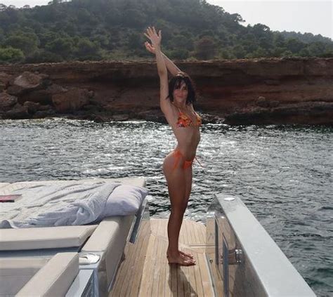 Los Mejores Posados De Aitana En Bikini Que Hacen Arder Las Redes