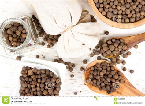 Allspice Seed Heaps Stock Image Image Of Nutrition Pimento 69521887