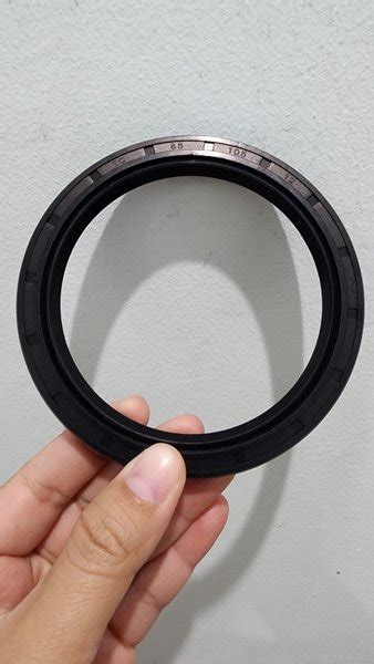 Jual OIL SEAL TC 85 105 8 TC 85 X 105 X 8 NBR TAIWAN Di Lapak Raja