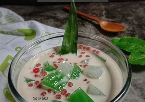 Resep Es Buko Pandan Oleh Titiek Purnomo Cookpad