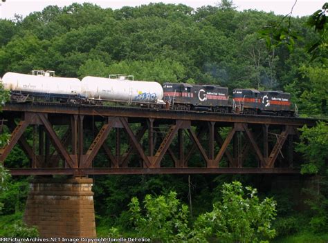 Pan Amguilford Gp9s At Work