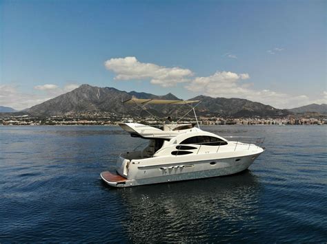 Azimut 39 For Rent In Puerto Banús