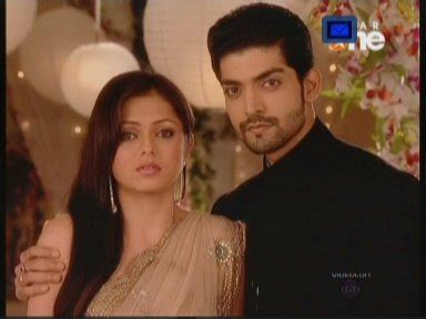 Geet - hui sabse parayi: MAAN And GEET