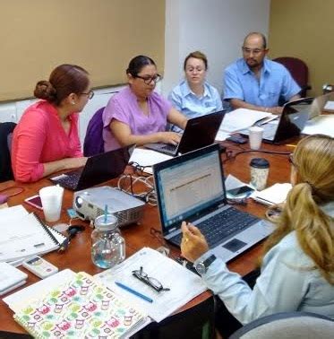 REALIZAN EL DISEÑO DEL CURSO TALLER DE EVALUACIÓN DE COMPETENCIAS