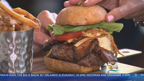 Big Food At Its Best At B Square Burgers And Booze Youtube