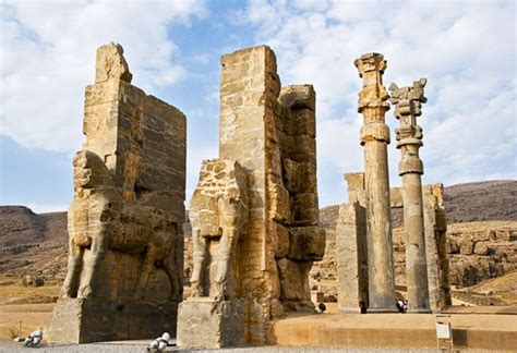 Palace of Persepolis Great Persian Temple Complex | Places to visit ...