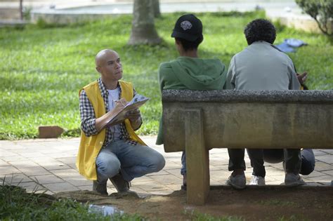 Prefeitura Intensifica Abordagem De Pessoas Em Situa O De Rua Devido